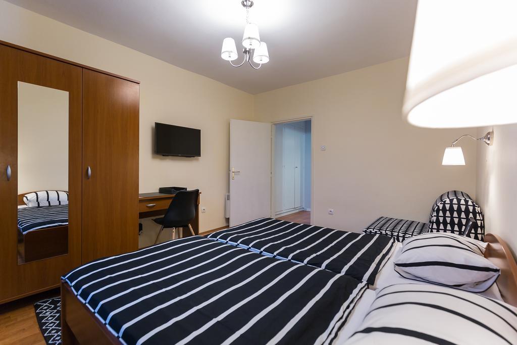 Apartment Skarica Zadar Bagian luar foto